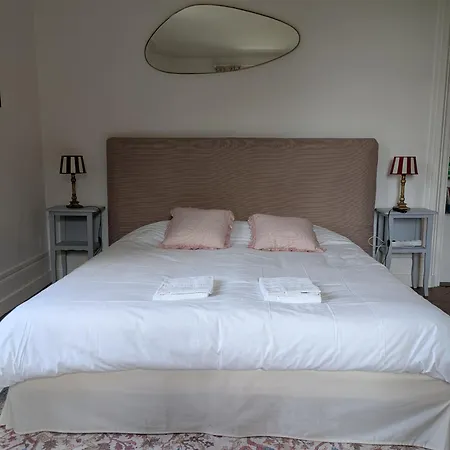 D'hote - Petit Chateau A La Campagne 3* Saint-Aubin-Epinay